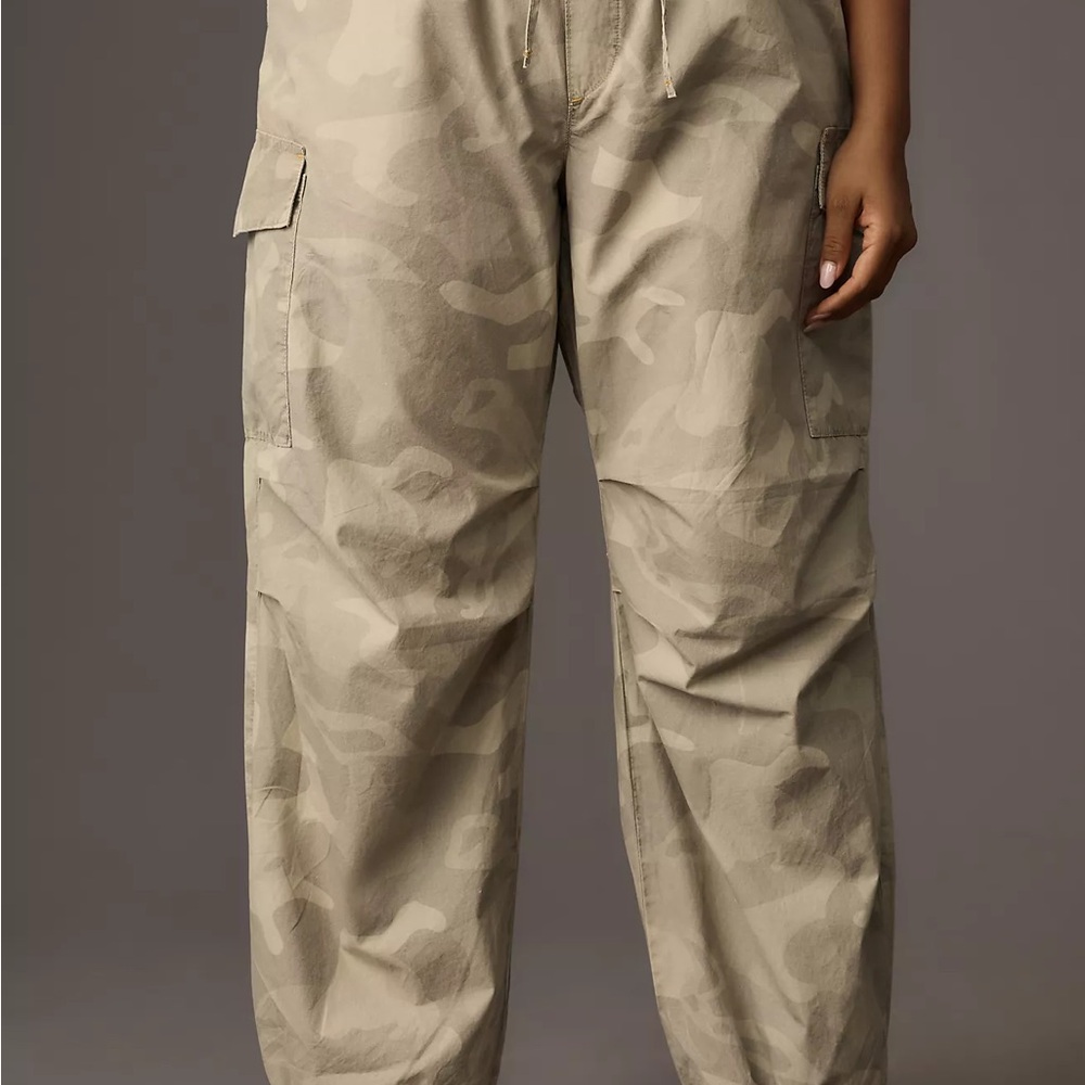 Anthropologie Light Tan Camo Cargo Joggers - Picture 5 of 8